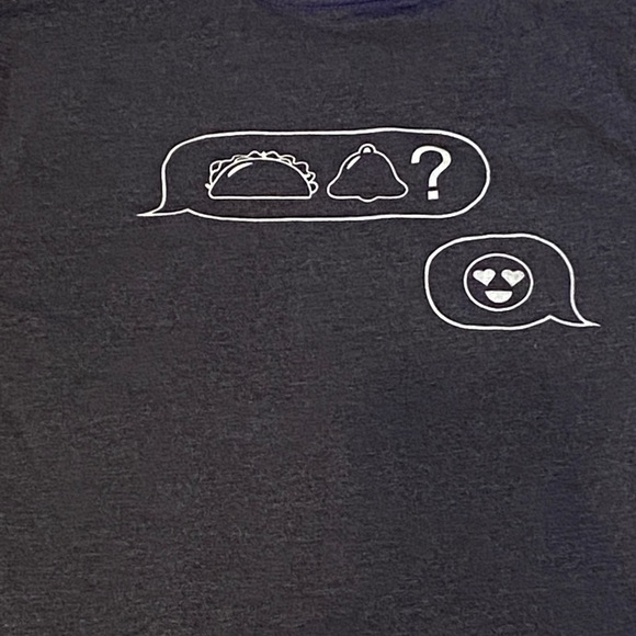 Men's Taco Bell Mock 2-piece Graphic Crew Neck Tee Shirt T-Shirt Size Medium EUC - Picture 2 of 5